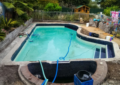 tiling a rendered pool balwyn